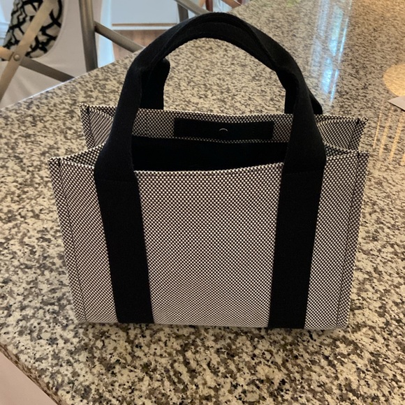 lululemon athletica Black and White Women's Tote Bag - Picture 2 of 6